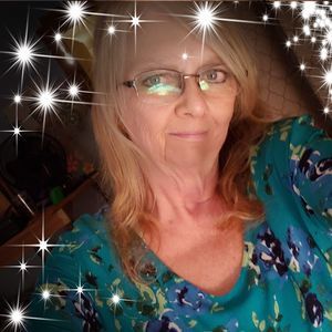 Meet your Posher, Renee